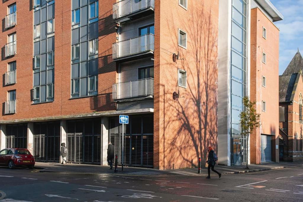 Luxury, Sleeps 6, City Centre ベルファスト エクステリア 写真
