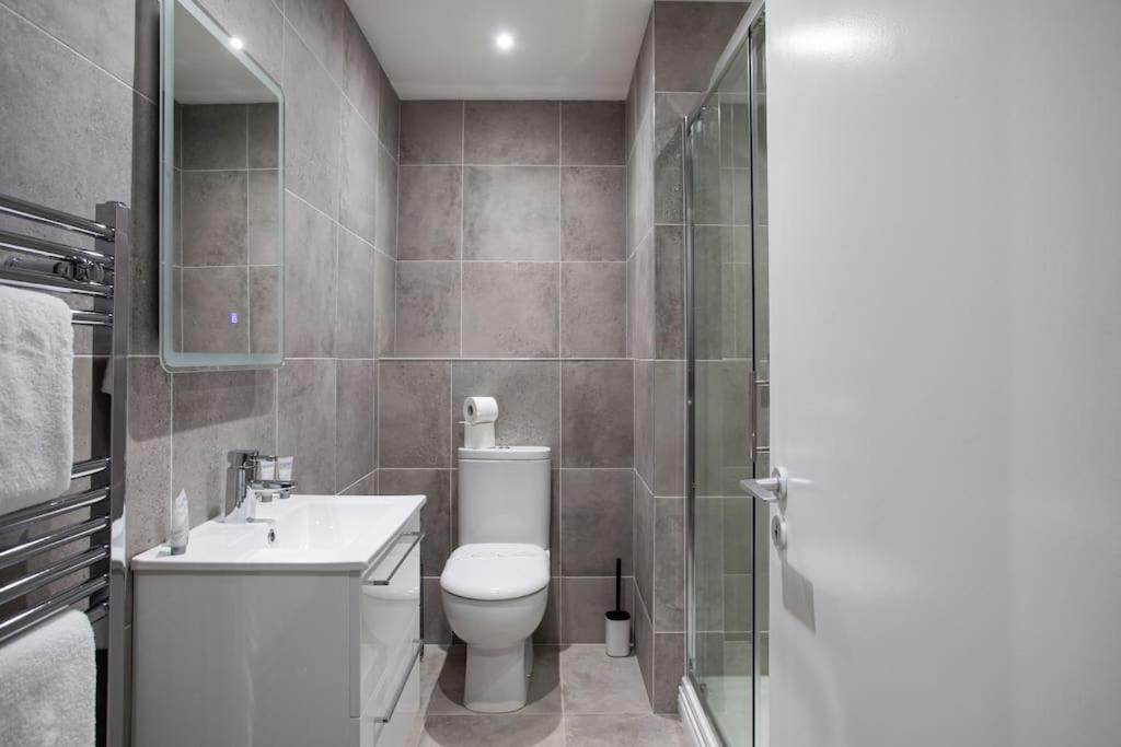 Luxury, Sleeps 6, City Centre ベルファスト エクステリア 写真