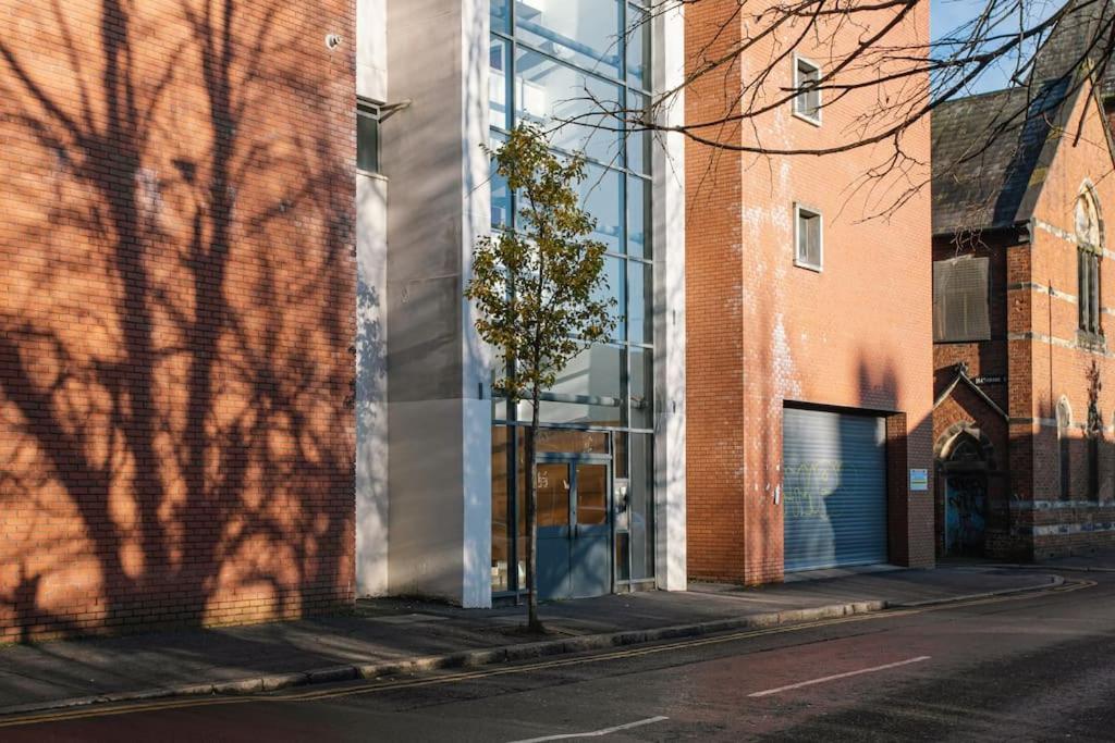 Luxury, Sleeps 6, City Centre ベルファスト エクステリア 写真
